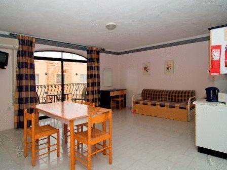 White Dolphin Complex Hotel apartamentowy Qawra