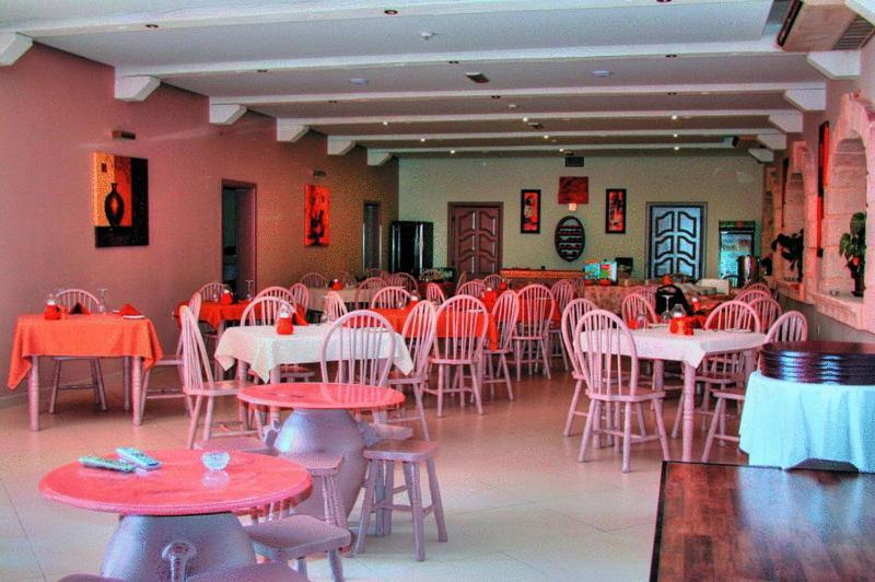 White Dolphin Complex 3*