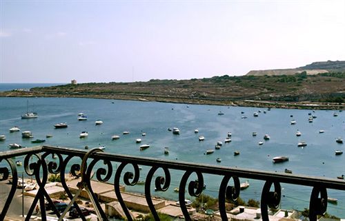 Appart hôtel White Dolphin Complex